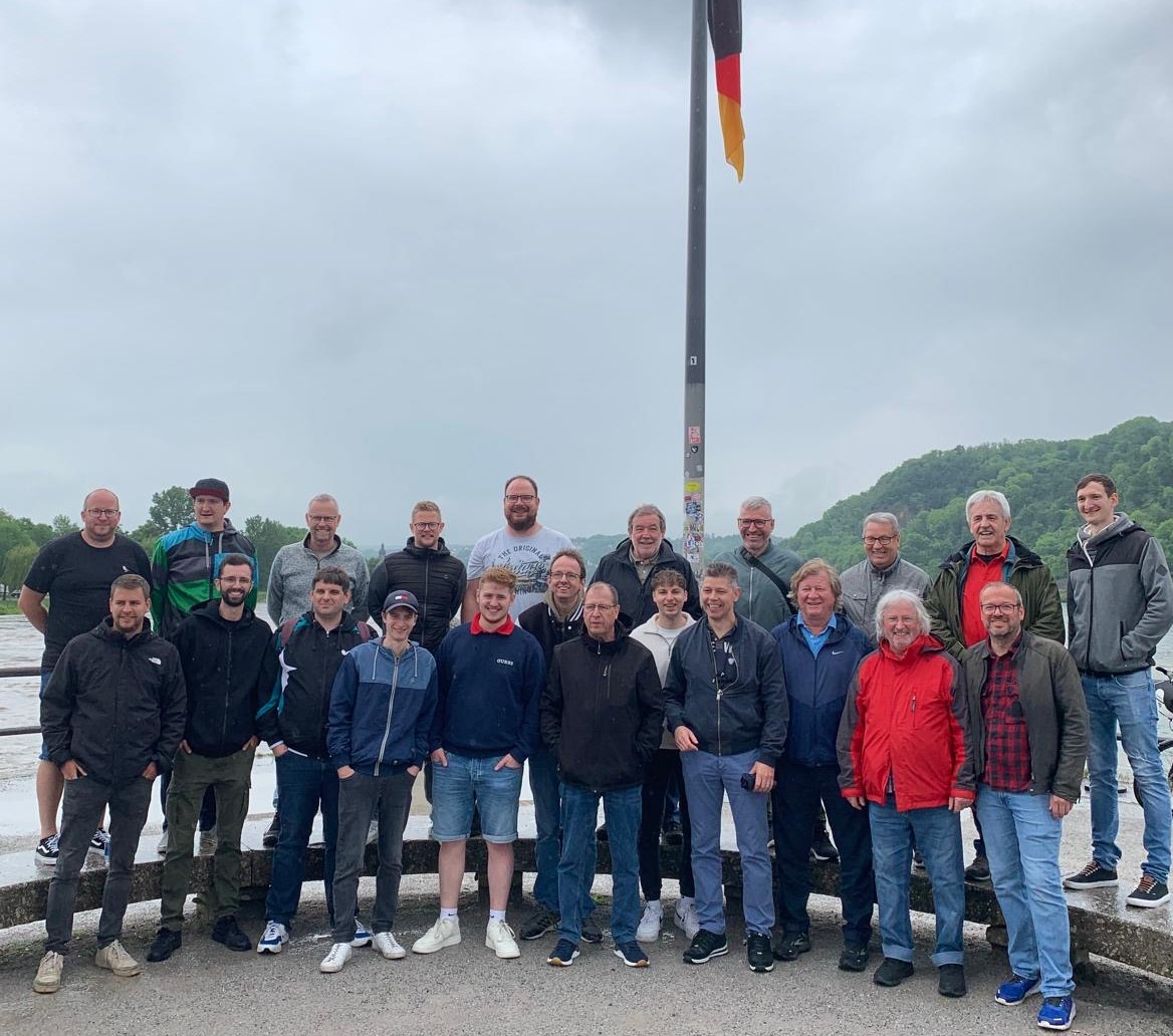 Gruppenfoto Koblenz 2024.jpg